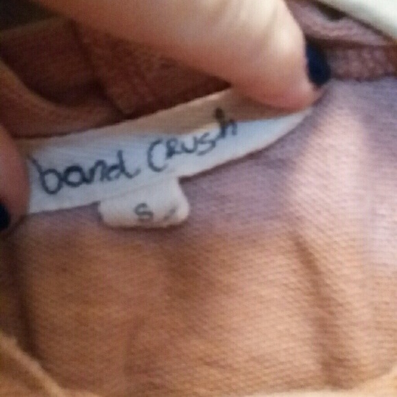 Cold Shoulder Top - Picture 2 of 4